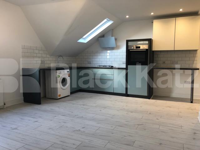 			Beautiful 1 bedroom flat, 1 Bedroom, 1 bath, 1 reception Apartment			 Park Avenue, Alexandra Palace